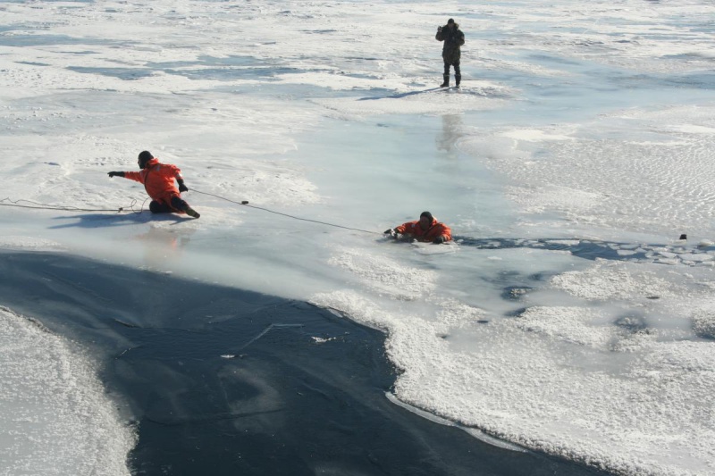 МЧС по Оренбургской области предупреждает – не выходите на лед!